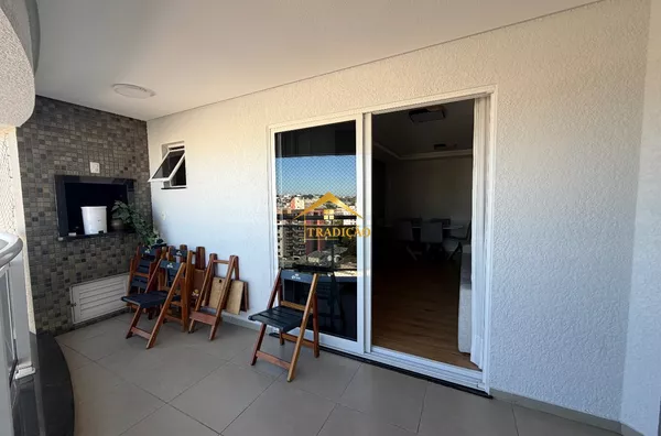 APARTAMENTO SEMIMOBILIADO PARA LOCAÇÃO, CENTRO, PATO BRANCO