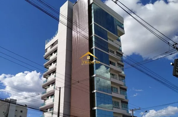 APARTAMENTO À VENDA, CENTRO