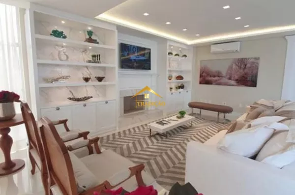 APARTAMENTO À VENDA, CENTRO
