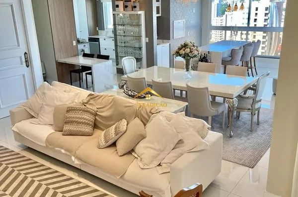 APARTAMENTO À VENDA, CENTRO