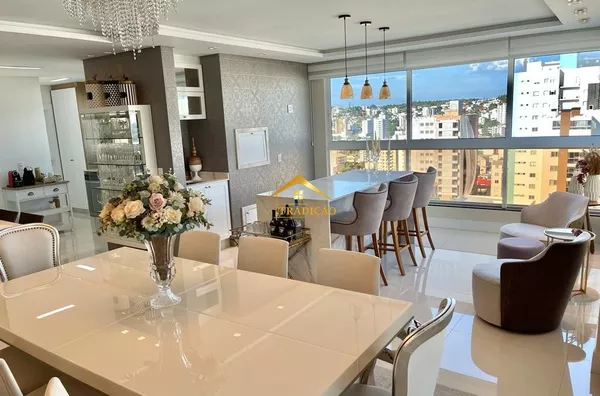 APARTAMENTO À VENDA, CENTRO
