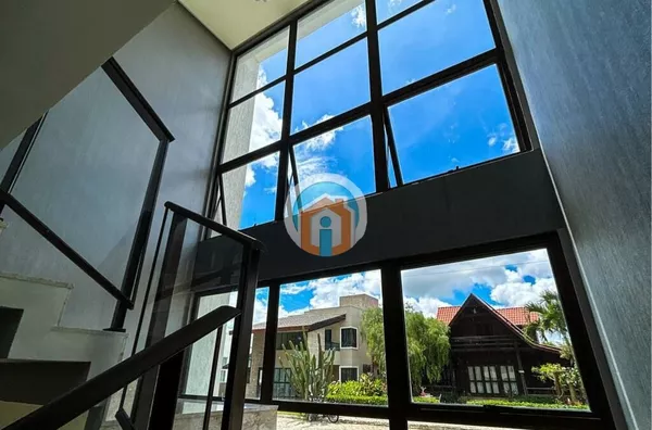 Casa no Águas da Serra - Locação - 6 Suítes, Área Gourmet e Churrasqueira