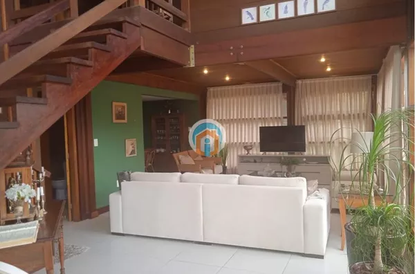 Casa no Águas da Serra - Locação - 4 Suítes, Área Gourmet e Churrasqueira Elétrica