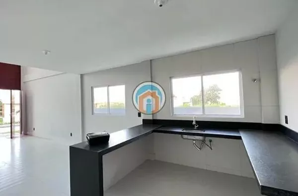 Belíssima casa no Condomínio Ville Blanche