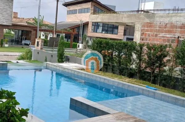 Casa no Águas da Serra - Locação - 5 Quartos, Piscina e Área Gourmet