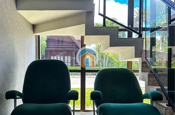 Casa no Águas da Serra - Locação - 6 Suítes, Área Gourmet e Churrasqueira