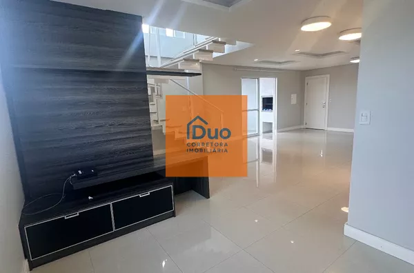 Apartamento duplex para aluguel,  Centro, Pato Branco Imobiliária Vitorina Aluga Lindíssimo Cobertura Duplex no centro de Pato Branco. Contendo 03 suítes, sala de estar, sala de jantar e sala de tv, cozinha e lavanderia com móveis planejados(Gava), ar con - Foto 4