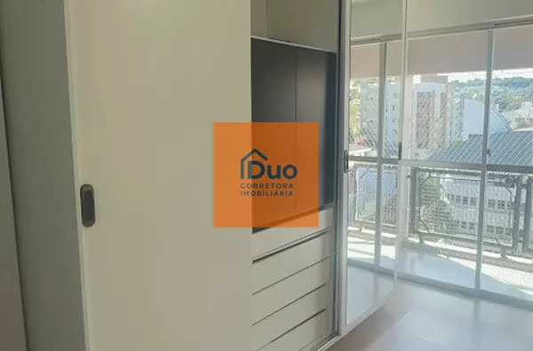 Apartamento para venda,  Centro, Pato Branco AMPLO, OPORTUNIDADE, SEMI MOBILIADO, COZINHA PLANEJADA, COM MESA, CADEIRAS E COOKTOP NOVO, SALA DE JANTAR COM MESA E BUFFET, CORTINADO, ROUPEIROS EM TODOS OS DORMITÓRIOS, SACADAS NA SUÍTE E NA SALA DE ESTAR - Foto 8
