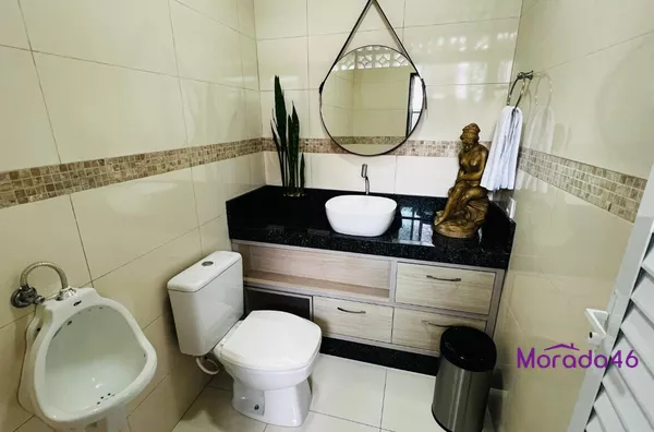 CASA PARA VENDA NO BAIRRO MENINO DEUS