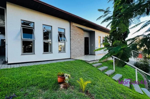 CASA PARA VENDA NO CENTRO DE PATO BRANCO - Foto 1