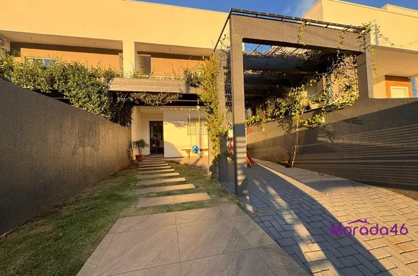 MORADA46 VENDE SOBRADO NO BAIRRO INDÚSTRIAL
