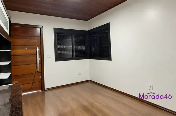 CASA À VENDA NO CENTRO DE PATO BRANCO