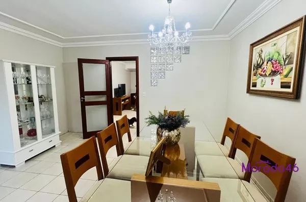 CASA PARA VENDA NO BAIRRO PINHEIROS 