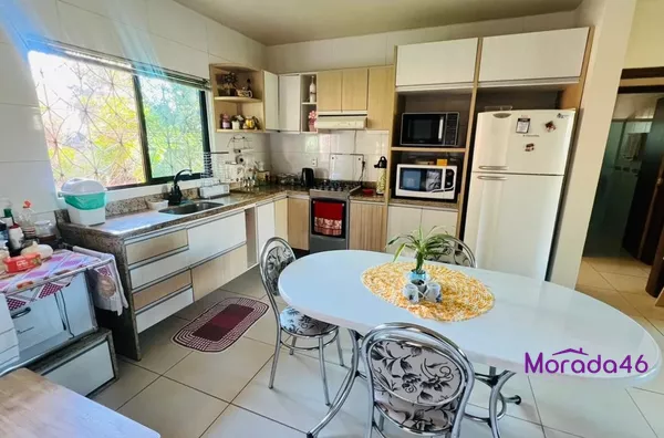 CASA À VENDA NO BAIRRO MENINO DEUS - Foto 1