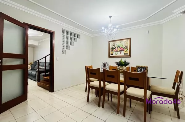 CASA PARA VENDA NO BAIRRO PINHEIROS 