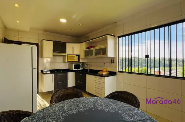 CASA PARA VENDA NO BAIRRO PINHEIRINHO