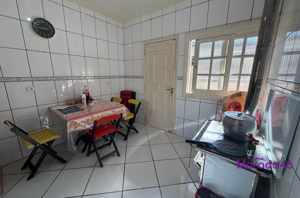 CASA A VENDA NO BAIRRO AMADORI