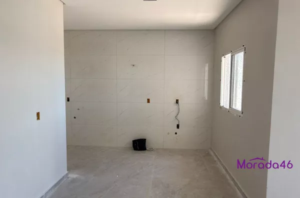 CASA À VENDA NO BAIRRO FRARON