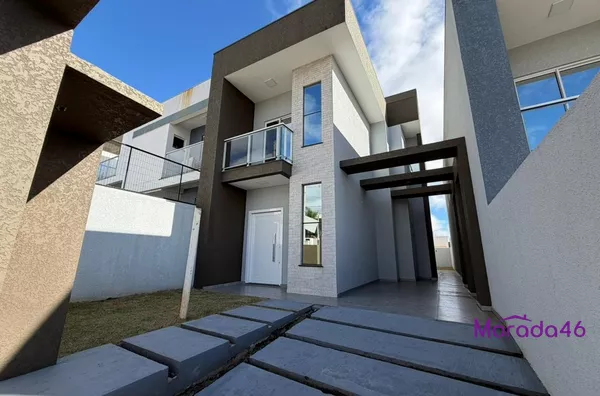 SOBRADO A VENDA NO BAIRRO FRARON