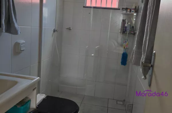 BANHEIRO 01