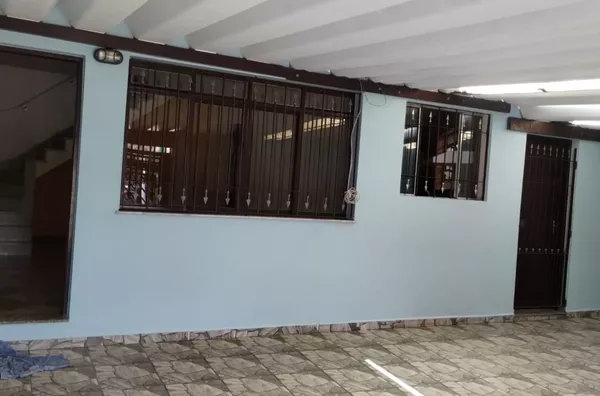 SOBRADO com Sala para dois ambientes, perfeita para receber a família e os amigos. - Foto 1