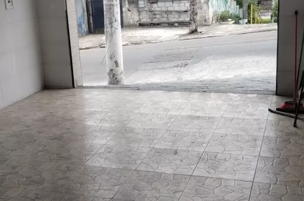 Aproveite esta oportunidade para expandir ou iniciar o seu negócio em um ambiente adequado e bem localizado. - Foto 3