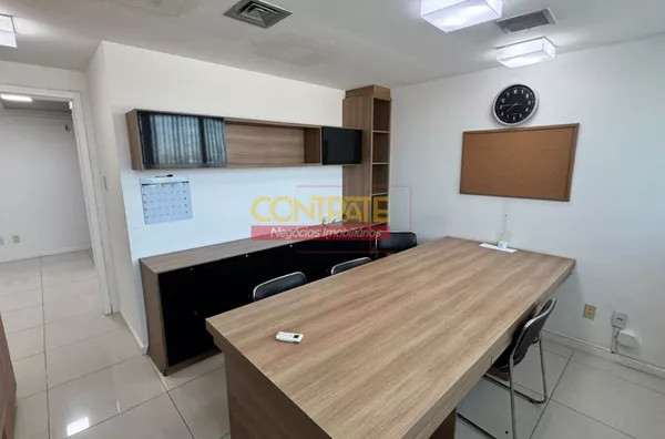 Excelente Sala comercial no Multiplace(Boulevard Shopping) totalmente mobiliada