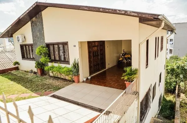 Porão para locação centro Concórdia