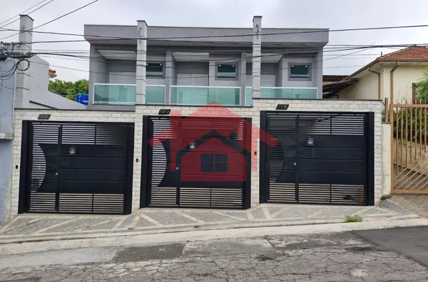 SOBRADO NOVO COM EXCELENTE LOCALIZAÇÃO