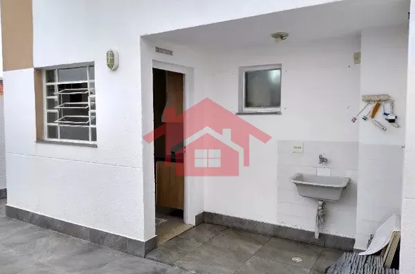 Sobrado para venda, 3 quarto(s),  Jaraguá, São Paulo