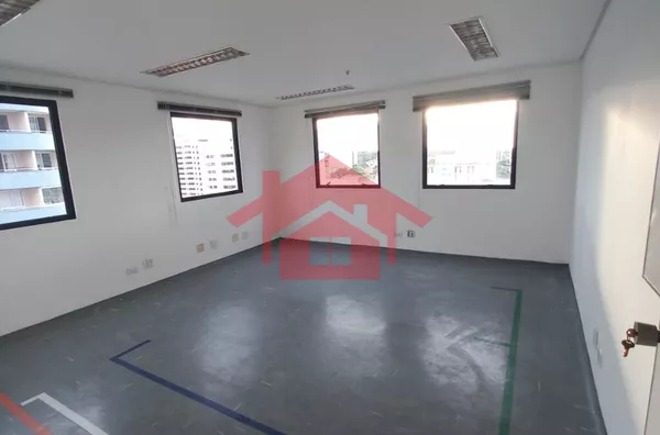Sala comercial em andar para aluguel,  Lapa, São Paulo