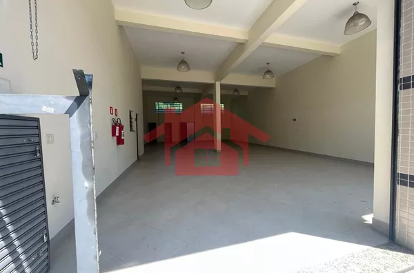 OPORTUNIDADE DE LOCAÇÃO COMERCIAL - SALÃO AMPLO AO LADO DO TERMINAL PIRITUBA.