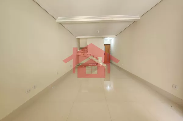 SOBRADO NOVO COM FINO ACABAMENTO NO CITY RECANTO ANASTACIO