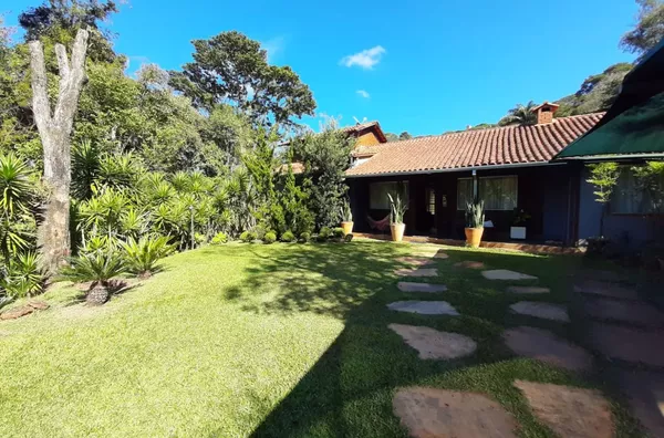 Casa com 3 quartos à venda, 370 m² por R$ 3.100.000 - Jardim Petrópolis - Nova Lima/MG - Foto 1
