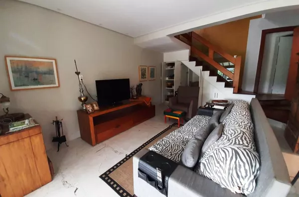 Casa com 8 quartos à venda, 910 m² por R$ 1.800.000 - São Sebastião das Aguas Claras - Nova Lima/MG - Foto 2