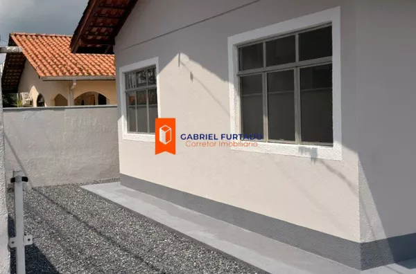 CASA PARA VENDA – CENTRO | TIJUCAS/SC
