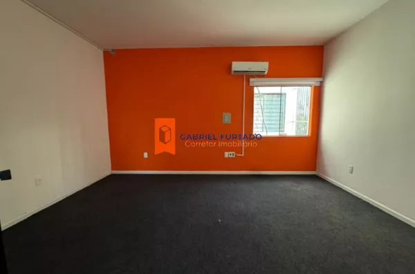 SALA COMERCIAL PARA ALUGUEL NO CENTRO DE TIJUCAS