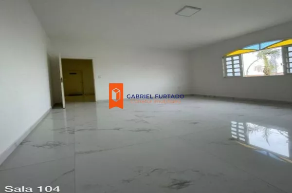 SALA COMERCIAL PARA LOCAÇÃO – CENTRO | TIJUCAS/SC