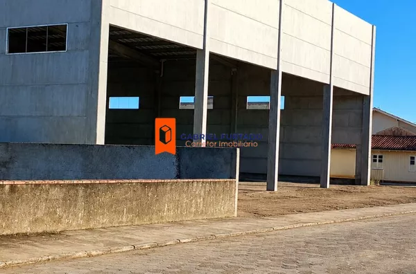 GALPÃO LOGÍSTICO EM CONSTRUÇÃO – TIJUCAS/SC