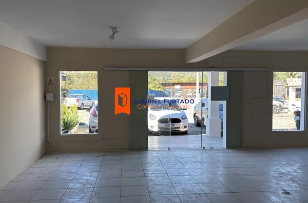 SALA COMERCIAL PARA ALUGUEL – PEREQUÊ | PORTO BELO/SC