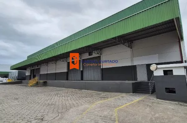 GALPÃO PARA LOCAÇÃO – CENTRO | TIJUCAS/SC – COM DOCAS