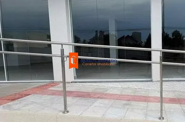 SALA COMERCIAL TÉRREA PARA LOCAÇÃO – BAIRRO UNIVERSITÁRIO – TIJUCAS/SC