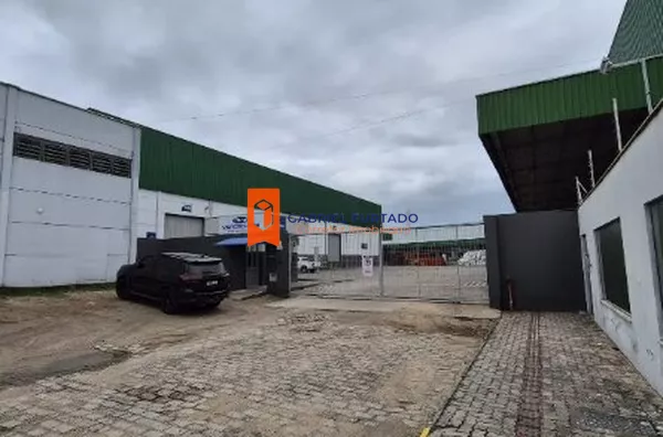 GALPÃO PARA LOCAÇÃO – CENTRO | TIJUCAS/SC – COM DOCAS