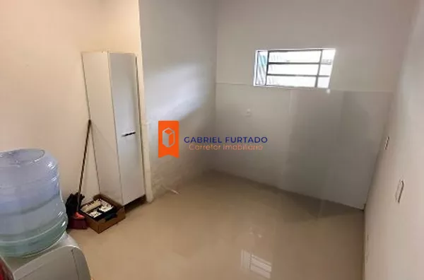 SALA COMERCIAL TÉRREA PARA LOCAÇÃO – CENTRO | TIJUCAS/SC