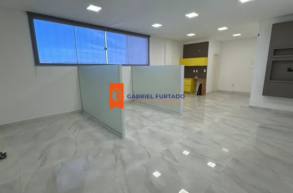 SALA COMERCIAL PARA LOCAÇÃO – CENTRO | TIJUCAS/SC