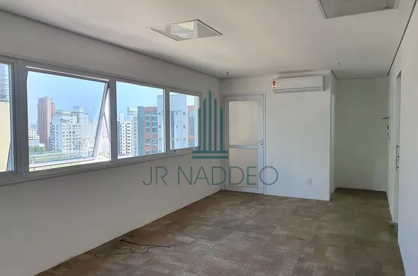 Sala Comercial Pronta para Uso na Rua Pamplona – Jardim Paulista, 31,48m² com vaga