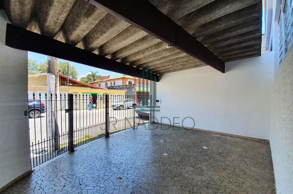 Sobrado Espaçoso com Suíte e 2 Vagas no Jardim Nosso Lar - Foto 2