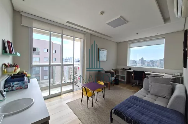 Sala Comercial Mobiliada Próxima ao Metrô São Joaquim – Liberdade