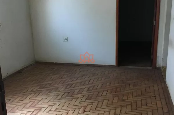 Casa  localizada na Praça - Centro, Santo Antônio De Posse - Foto 3