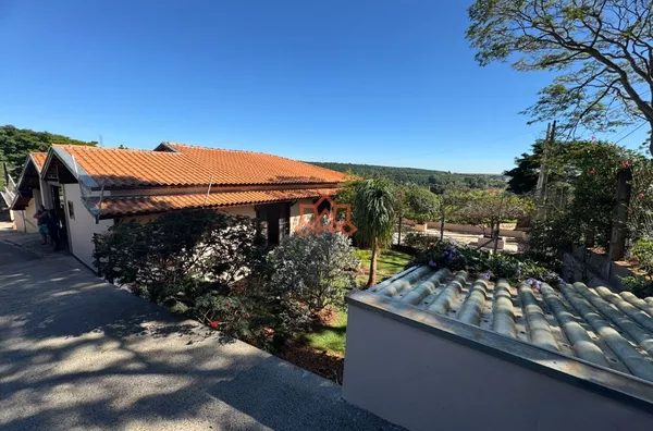 Casa localizada no Condomínio Residencial Monte Belo, Santo Antônio De Posse - Foto 2